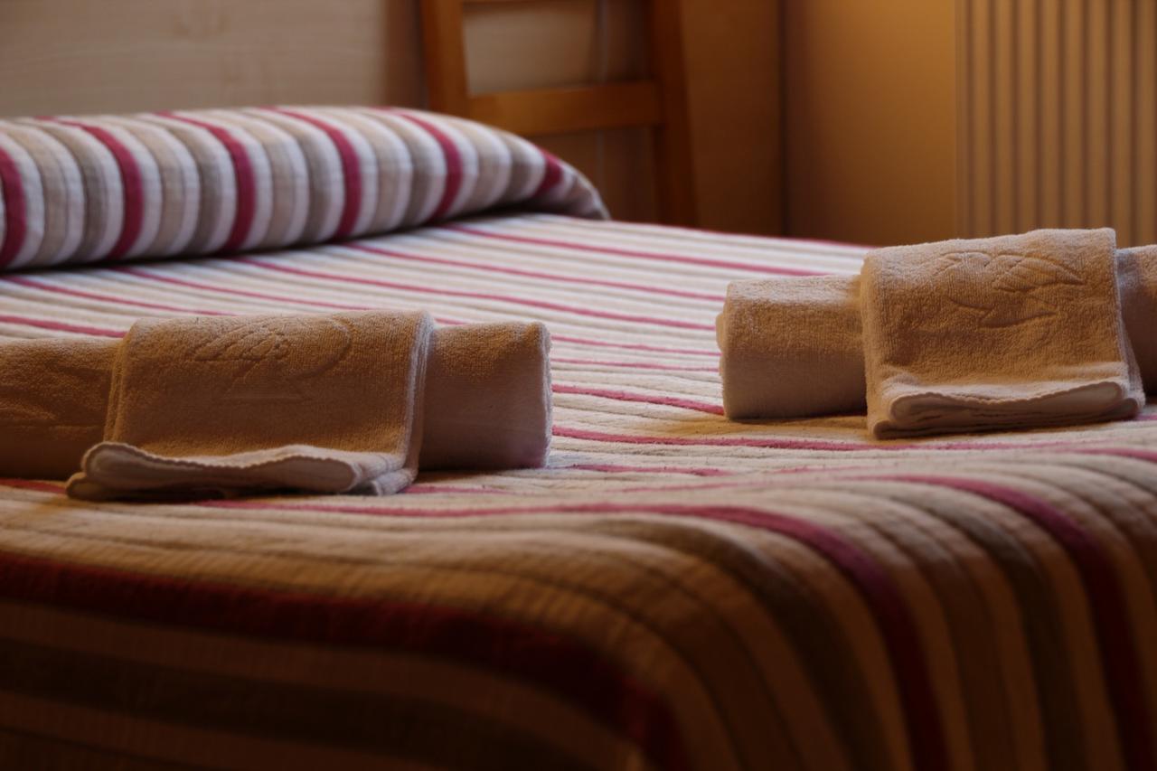 Hostal Ezkaurre Isaba Dış mekan fotoğraf